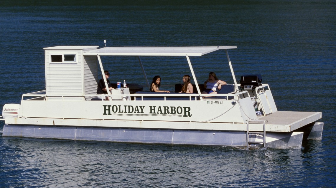 Patio Boat | Party Barge | Toy Rentals | Shasta Lake | Holiday