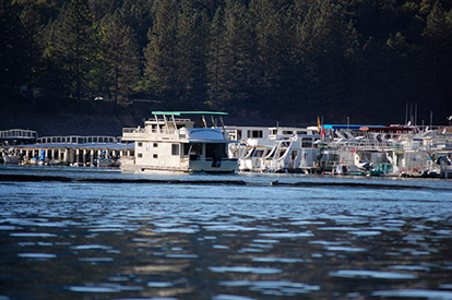 Shasta Lake Houseboats