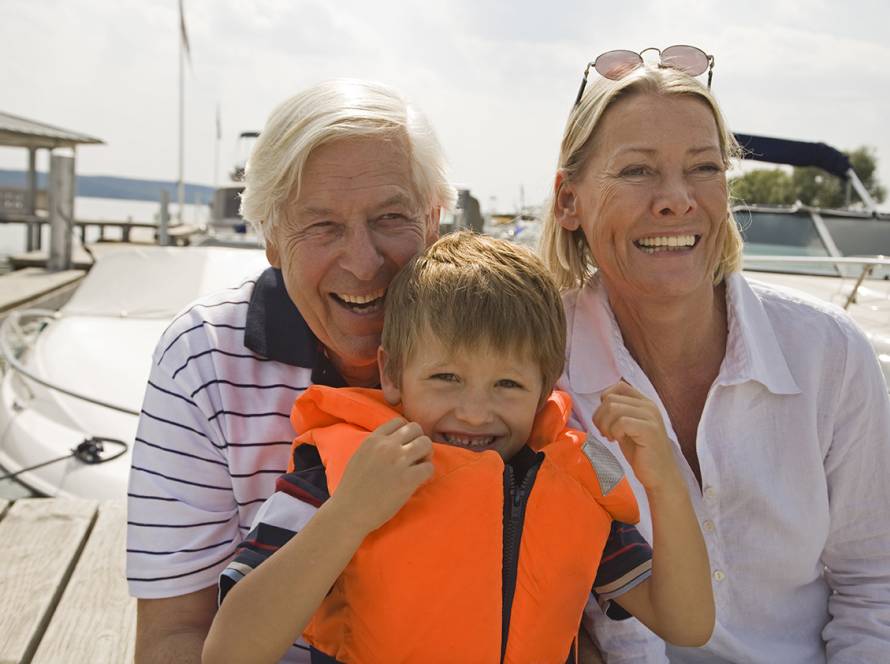 Rent A Houseboat On Shasta Lake For Your End Of Summer Fun