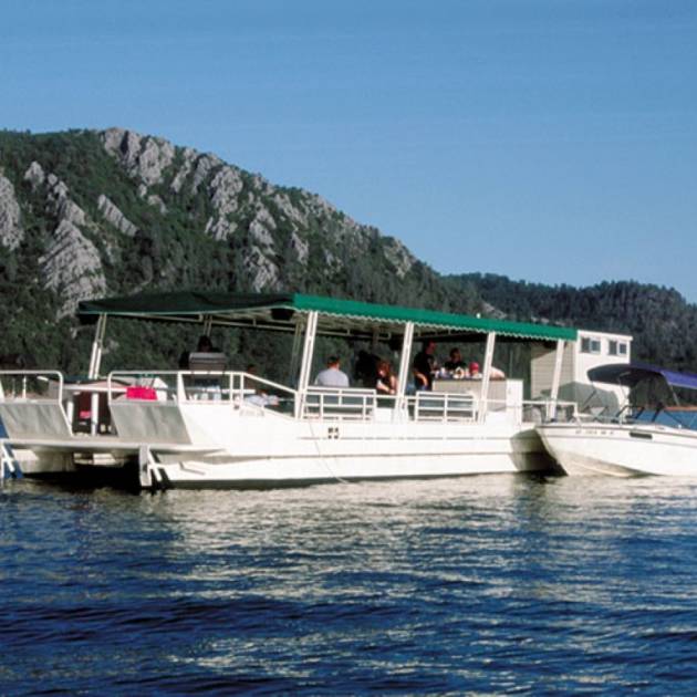 Patio Boat | Party Cruiser