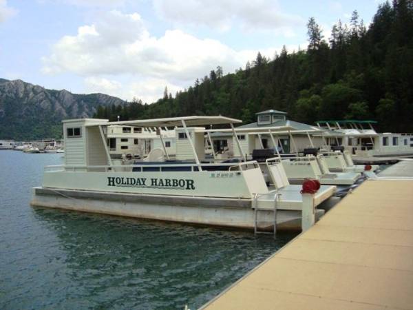 Patio Boat | Party Barge - Image 4